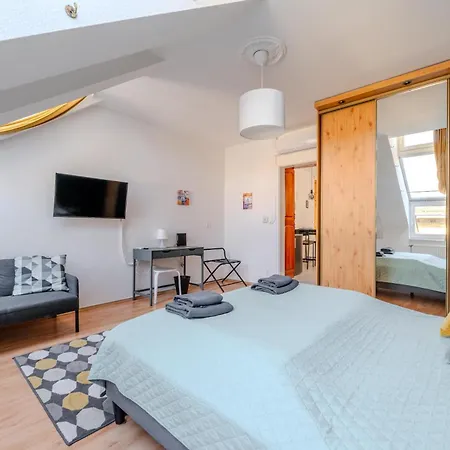 Cozy Flat In The Heart Of Buda * Βουδαπέστη